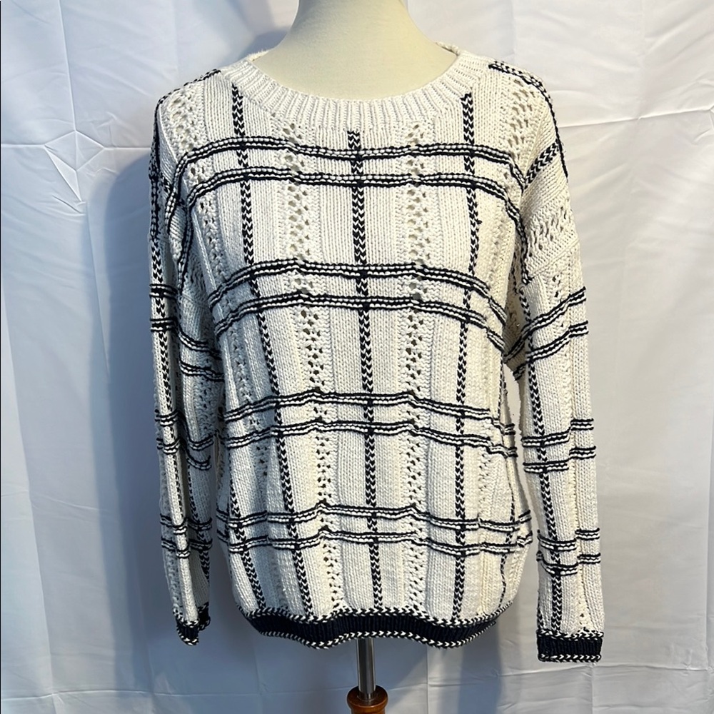 Vintage Bloomingdale’s White and Black Plaid Cotton Sweater